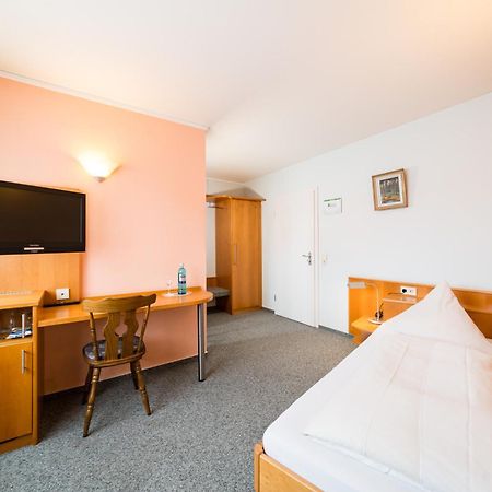 Hotel Restaurant Vater Rhein Woerth am Rhein Phòng bức ảnh